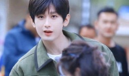 演员成毅最新爆料图片,揭秘幕后故事，探寻演员成长之路